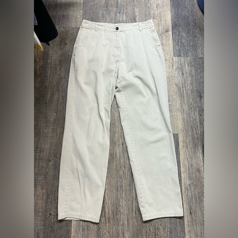 Ladies size 8 Woolrich khaki Pants